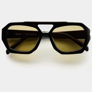 VEHLA River Black/Khaki Sunglasses